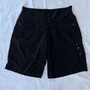 Women’s Lululemon Bermuda shorts